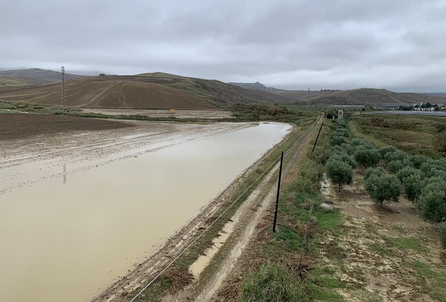 Il fiume Dittaino esondato