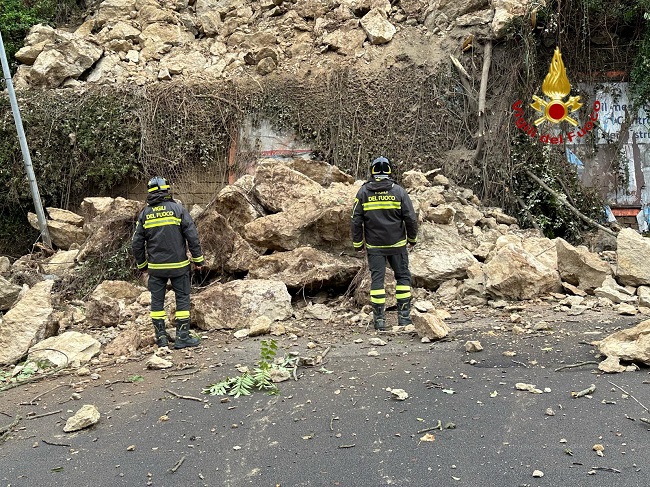 smottamento in Via Pergusa a Enna